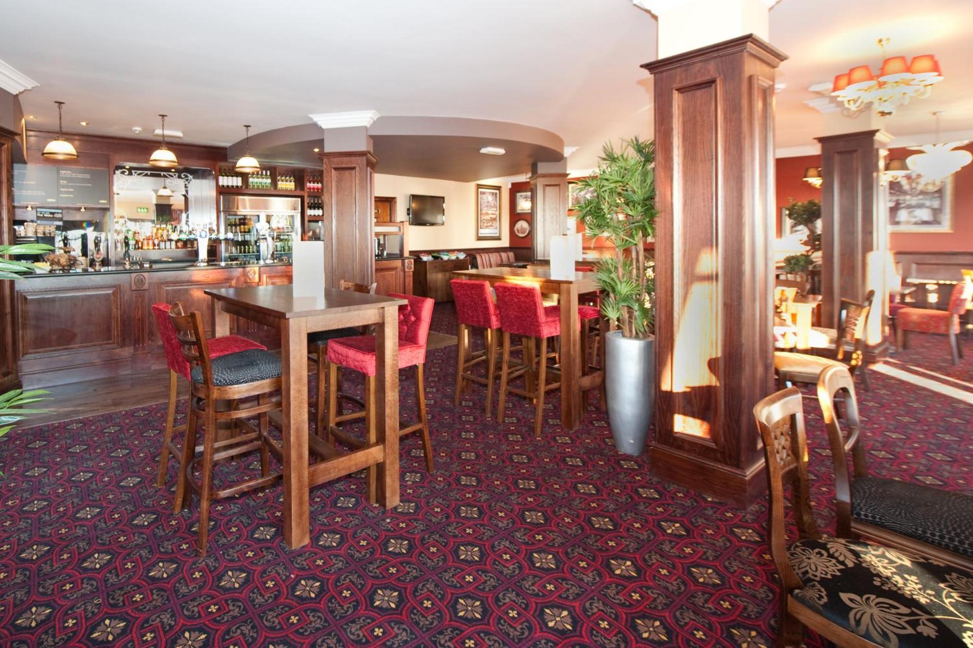 Foley Arms Hotel Great Malvern Exterior foto